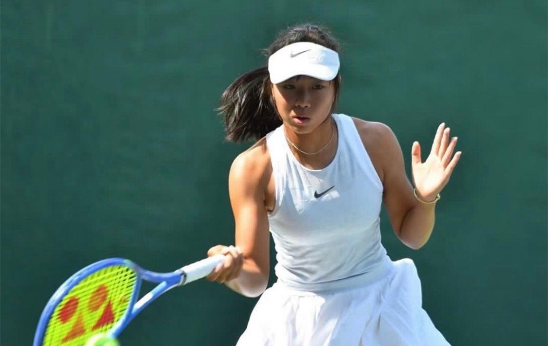 KAIYUN下载app-2-0晋级第三轮！中国女网15岁新星闪耀成人赛：追赶郑钦文王欣瑜