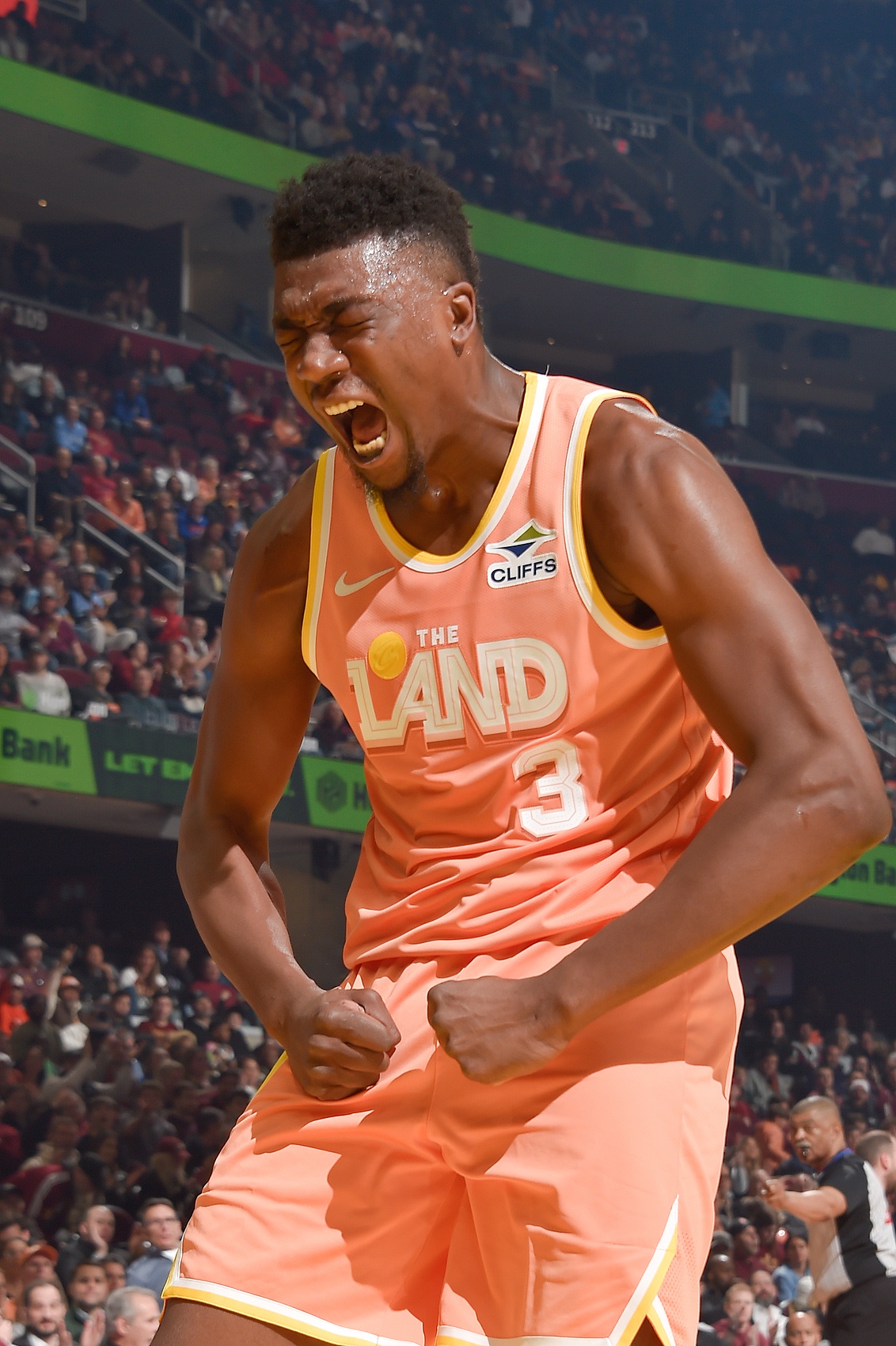 开云娱乐-阿特金森：哈登和米切尔都喜欢和拖布打球 我们需要他的能量